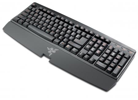 变形金刚大战特种部队!当顶级游戏PC遇上游戏笔记本电脑 变形金刚大战特种部队!当顶级游戏PC遇上游戏笔记本电脑