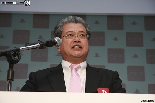 护士装台妹!超薄PS3**首发现场报道