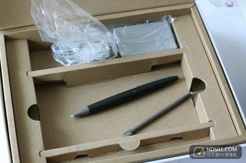 大掌机有大风范 NDSi LL开箱美图尽览