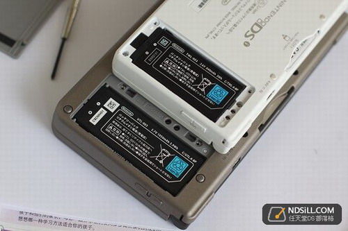 大掌机有大风范 NDSi LL开箱美图尽览