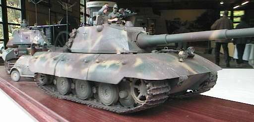 E-100 Ausf B型.jpg