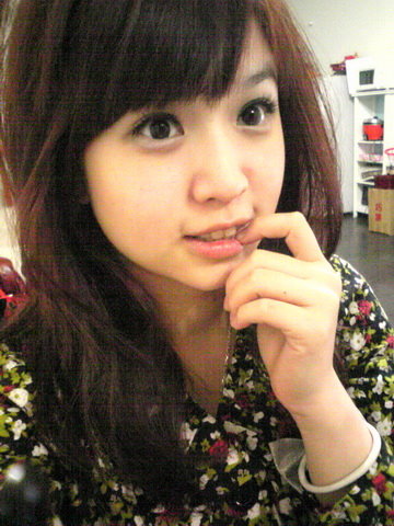 17173九阴真经美女玩家黃丸子