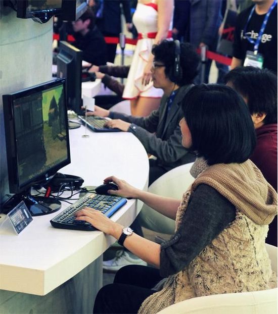 访旅韩女玩家：《上古世纪》期待一直玩下去