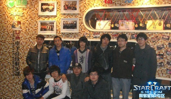 VA迅游电子竞技俱乐部喜获Razer雷蛇赞助