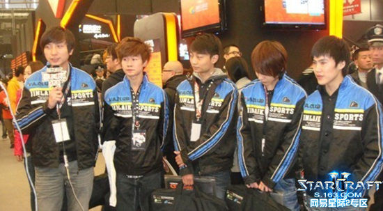 VA迅游电子竞技俱乐部喜获Razer雷蛇赞助