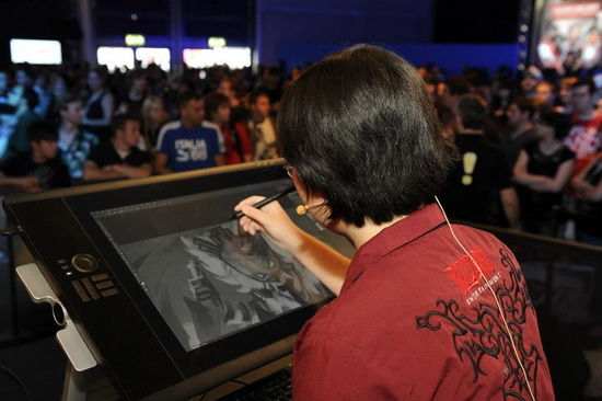 科隆游戏展上的Grace Liu