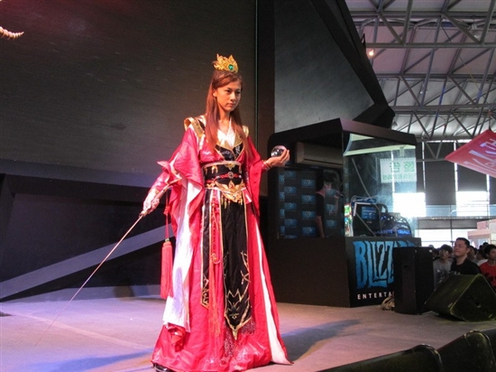 直击ChinaJoy2012现场之《暗黑3》Cosplay