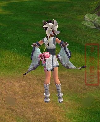 新剑网3唯一的白色外观装备拓印图欣赏