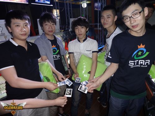 TGA大奖赛战火燃起 看国内顶级战队之争