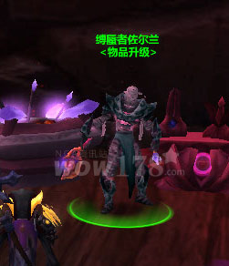 装备升级师位置