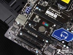 映泰Hi-Fi B85W 显卡插槽图