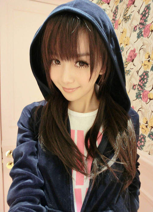 韩雨嘉　在游戏展上有天使萌妹之称的甜美SG