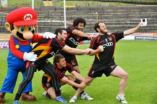 《乱入玛莉欧》你们还是在你们的世界就好啦XD