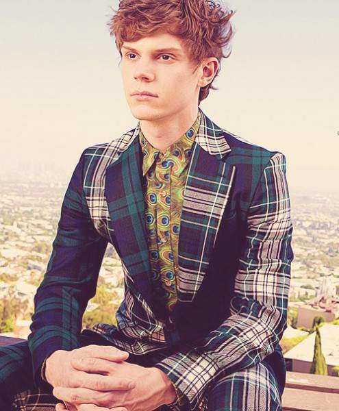 《X战警：未来昔日》万磁王登场 X教授站起来啦～