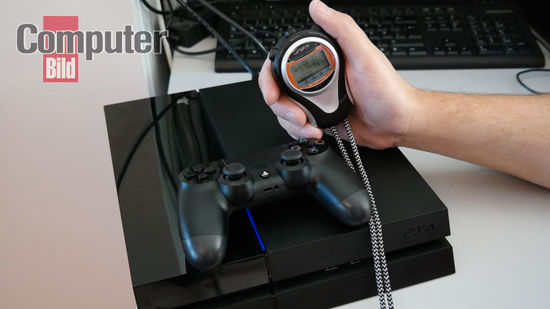 德国网站开箱PS4测试机 展示硬盘更换与运作噪音