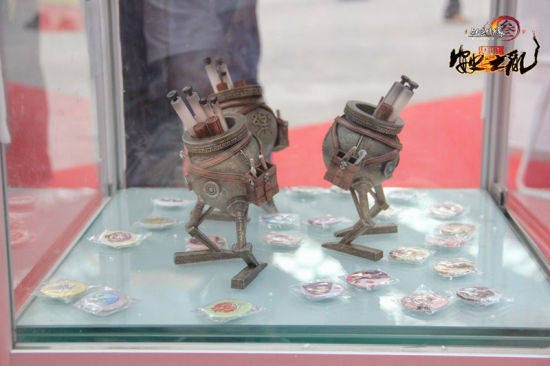 (《剑网3》华美手办) (《剑网3》华美手办)