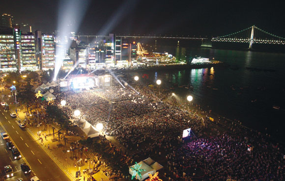 专家:S4总决赛规模或将比肩奥运开幕