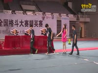 DNF视频-女大枪庄健喜得双冠！DNF精英赛颁奖典礼