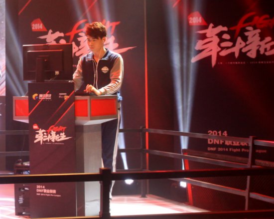 DNF职业联赛第一期擂主剑神胡天阳赛后专访