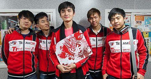 WPC总决赛DK让三追四翻盘夺冠