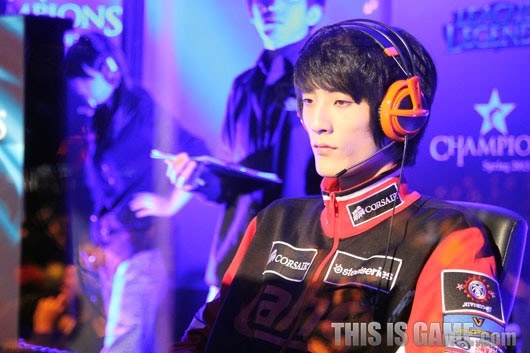 LOL选手曝黑幕自杀续：战队官方披露细节