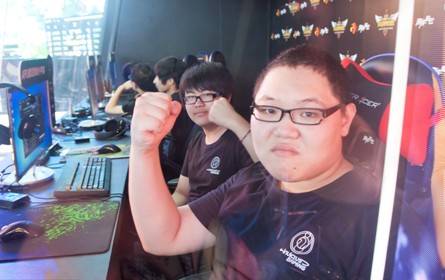 PDD正式宣布退役！昔日上单霸主隐退