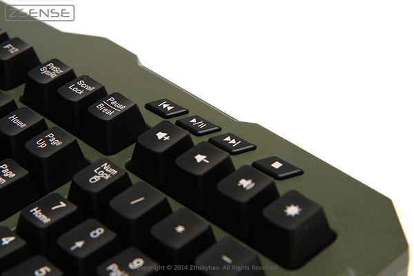 tt meka gunit battle 21 Tt斗龙拓荒者MEKA G Unit军绿色机械键盘评测