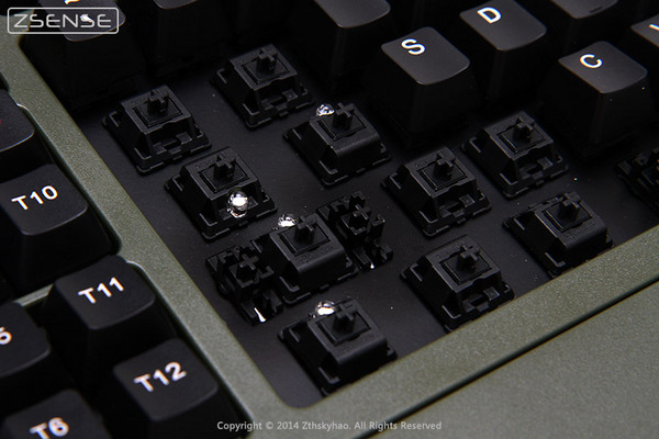 tt meka gunit battle 36 Tt斗龙拓荒者MEKA G Unit军绿色机械键盘评测