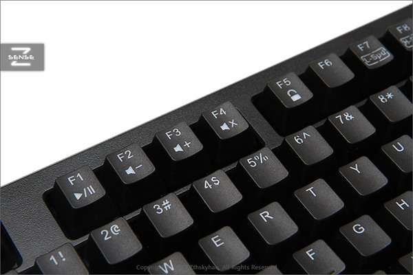 jaki jd005 21 论性价比的重要性 Jaki JD005背光机械键盘评测