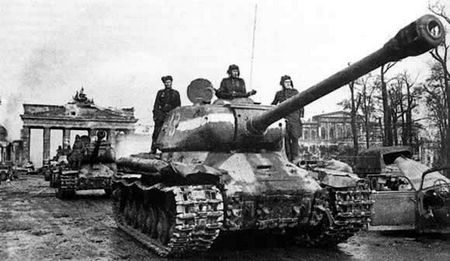 IS-2