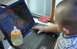 玩游戏要从娃娃抓起 各类父母变态指导