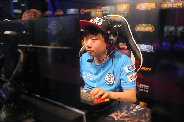 《风暴英雄》世锦赛中国区eStar夺冠 YL亚军