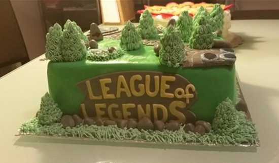 惊现LOL地图蛋糕!栩栩如生该如何下口