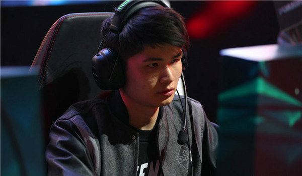 多玩独家 OMG官方回应为何引韩国教练