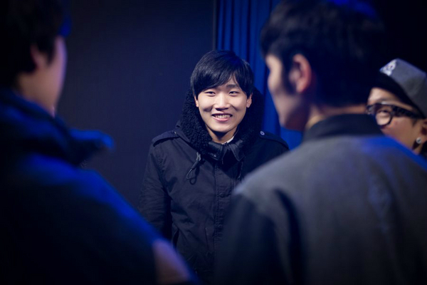 OMG专访：夕阳自愿辅助 小狗还需磨合