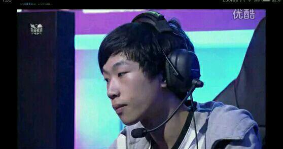 OMG战平IG 小北因耳机问题遭网友质疑