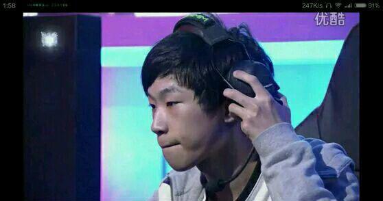 OMG战平IG 小北因耳机问题遭网友质疑
