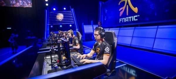 每周战队排行榜：EDG全球第一！SKT金身被破