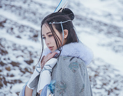 冰雪为肌玉为骨 剑网3纯阳道姐雪山旅拍