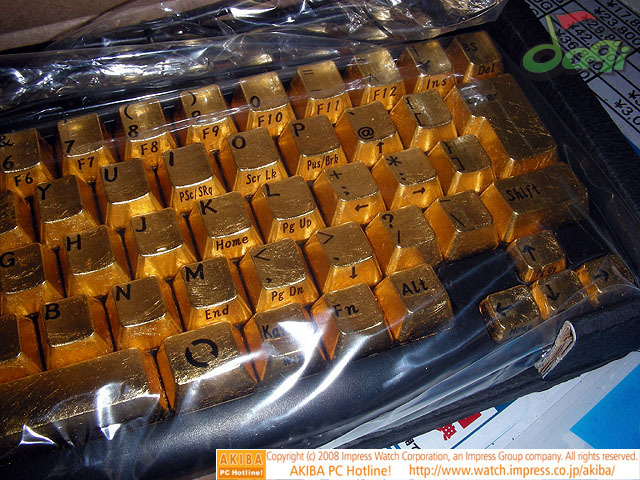 传说中富豪必备的黄金键盘