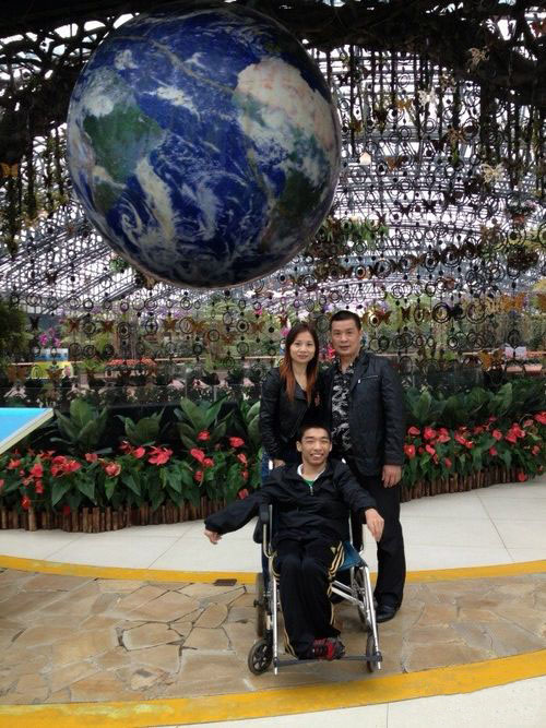 一只手的江湖 残疾玩家闯荡九阴真经