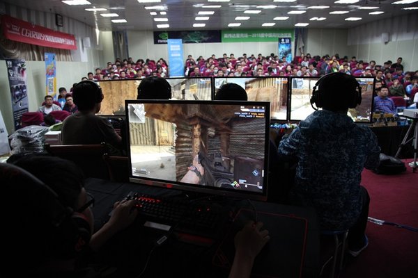 使命召唤OL全锦赛高校赛酣战 韩寒晋级半决赛