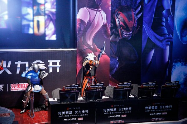 DOTA2热力大趴不断 成都站活动引爆冬季狂欢