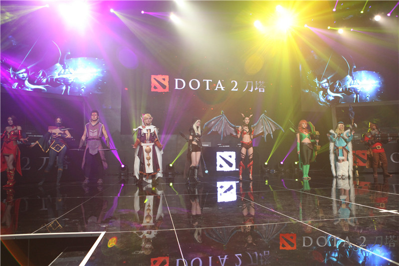 绝美COSER秀 DOTA2上海发布会惊艳世界