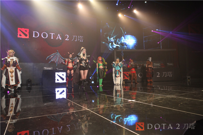 绝美COSER秀 DOTA2上海发布会惊艳世界