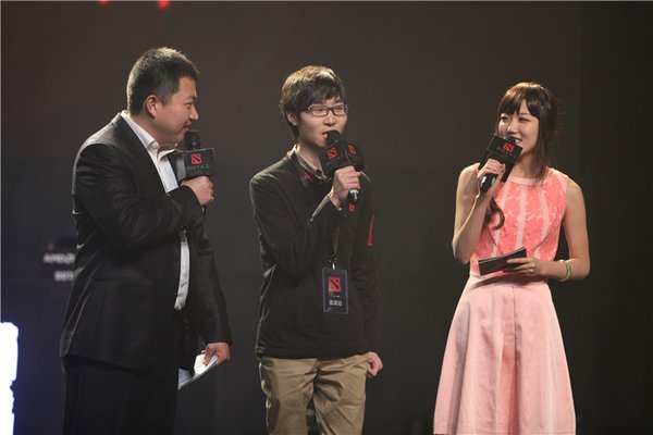 DOTA2牵红线 zhou神抱得美人归