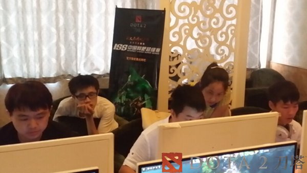 ISS-DOTA2网吧赛吸引外国战队 中外PK好戏上演