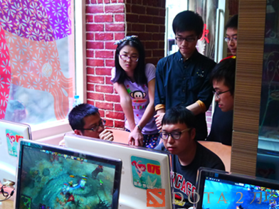 ISS绝色刀妹，期待与你DOTA2“完美”邂逅