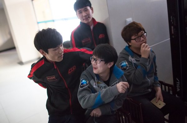 巅峰之夜LGD只欠运气 夏季赛期待卷土重来