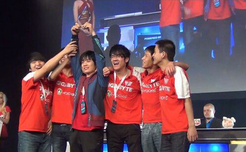 LPL时代的眼泪 WE与IG双雄的相似之处